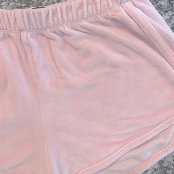 Baby pink Kendall an Kylie velour shorts - Picture 2 of 4
